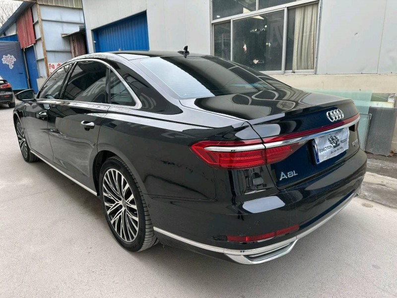 潍坊19年奥迪A8L8