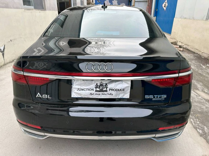 潍坊19年奥迪A8L9