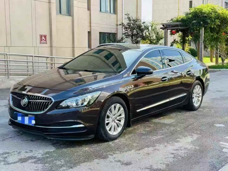 济宁17年别克君越2