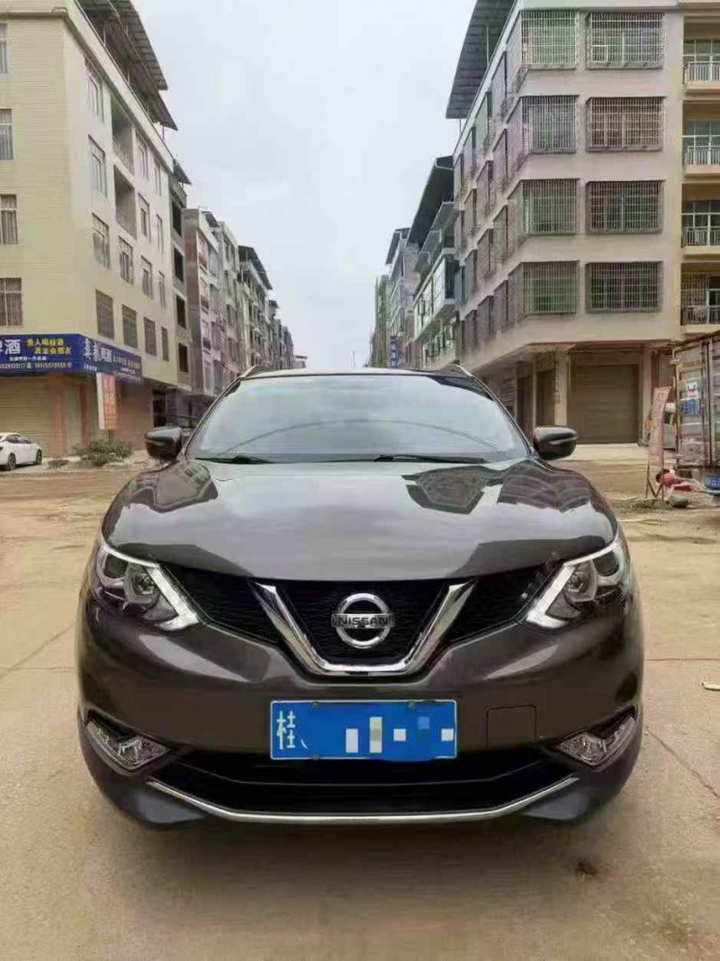 贵港18年日产逍客1