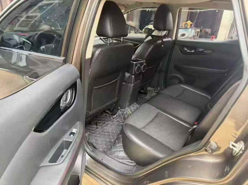 贵港18年日产逍客7