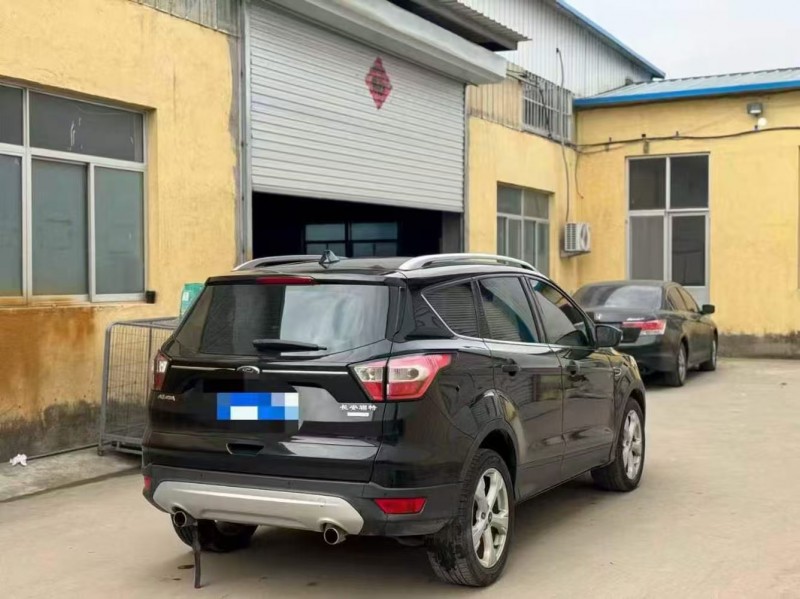 青岛17年福特翼虎7