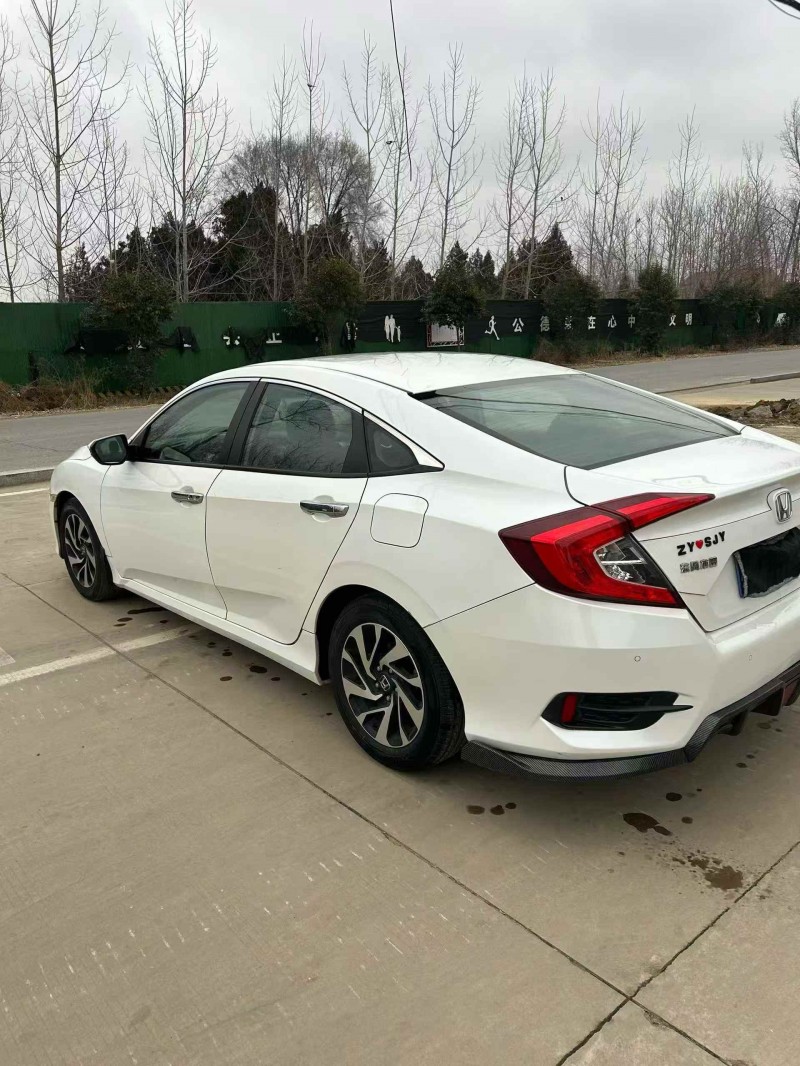 济宁16年本田思域9