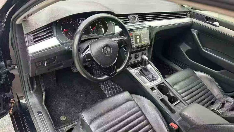 潍坊17年大众迈腾4