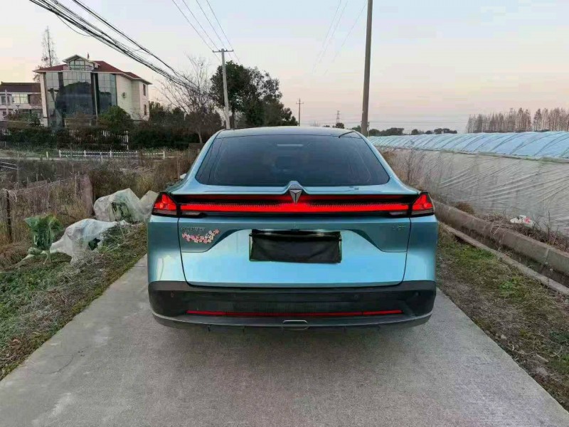 金华24年长安汽车深蓝9