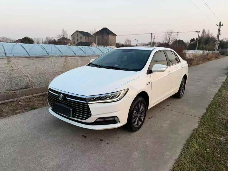 绍兴23年比亚迪秦2