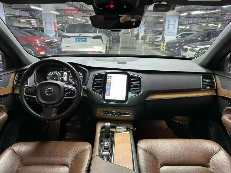 成都20年沃尔沃XC906