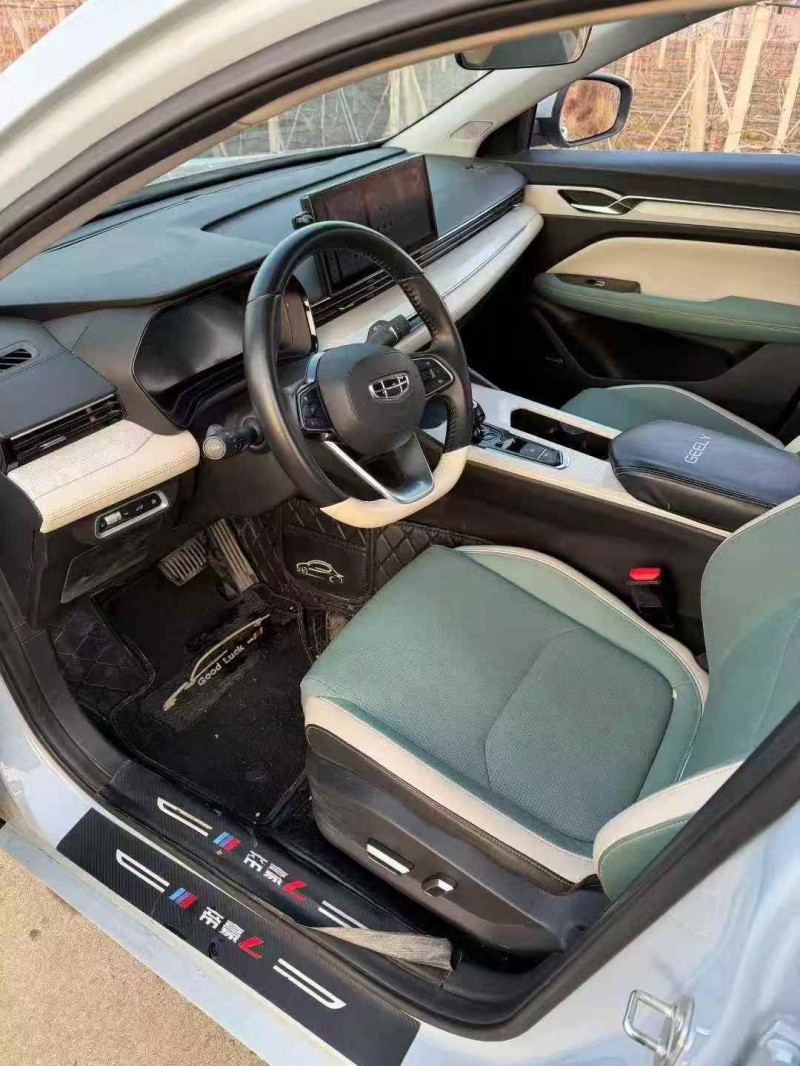 温州23年吉利帝豪5