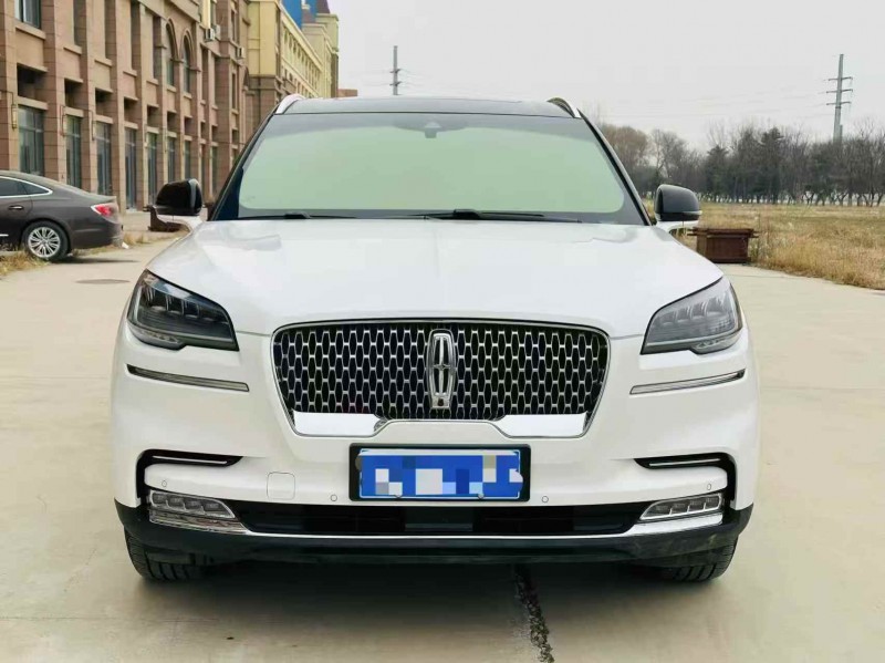 济宁21年林肯飞行家1