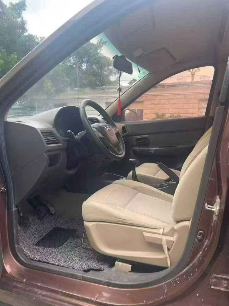 漳州17年五菱汽车宏光5