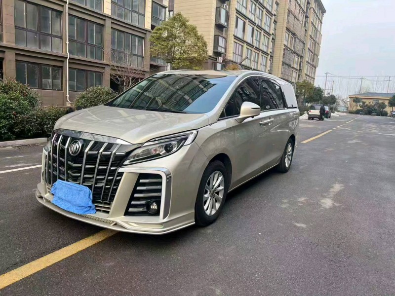 徐州18年别克GL82