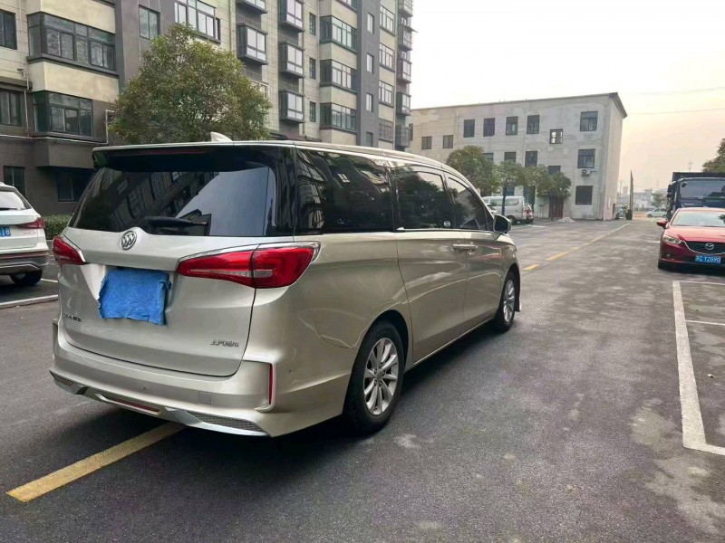 徐州18年别克GL88