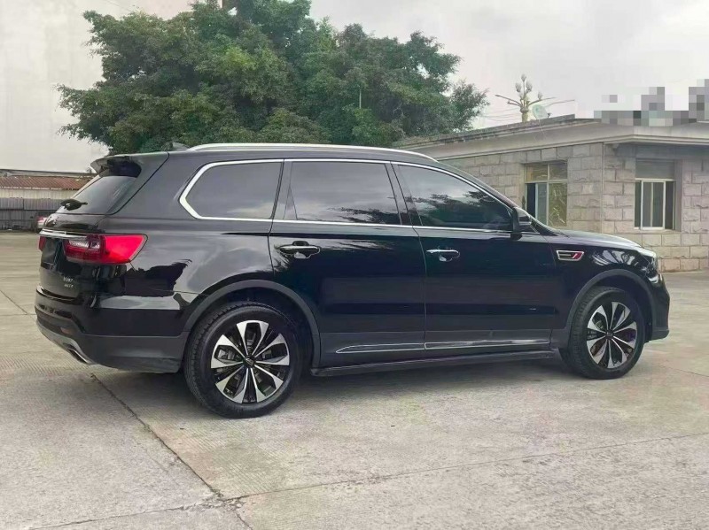 漳州23年红旗HS77