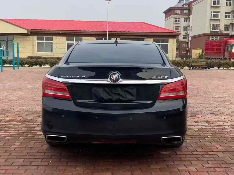 东营15年别克君越9