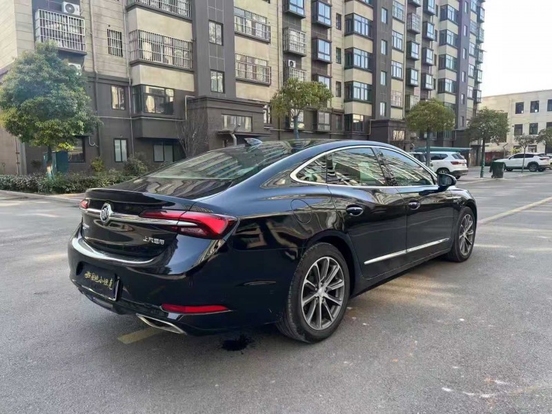 徐州20年别克君越8