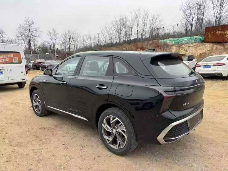 枣庄26年红旗HS38