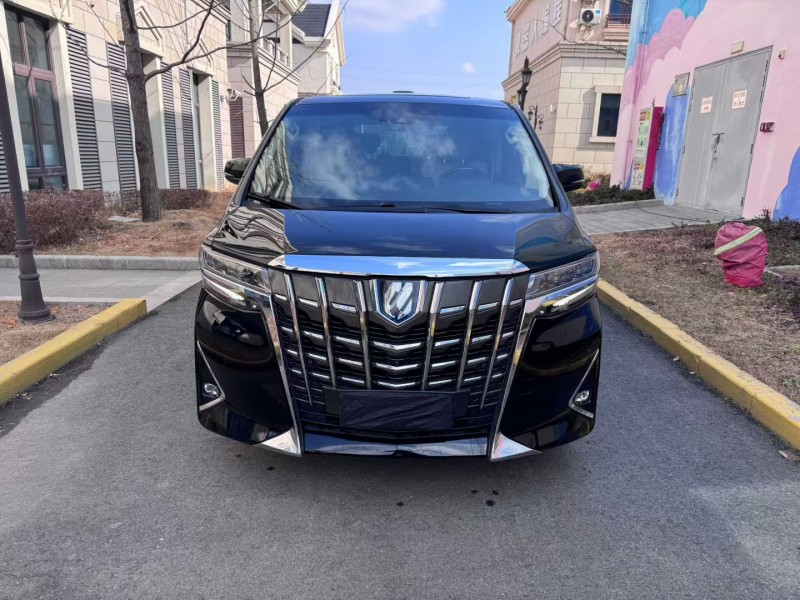 新乡20年丰田埃尔法1