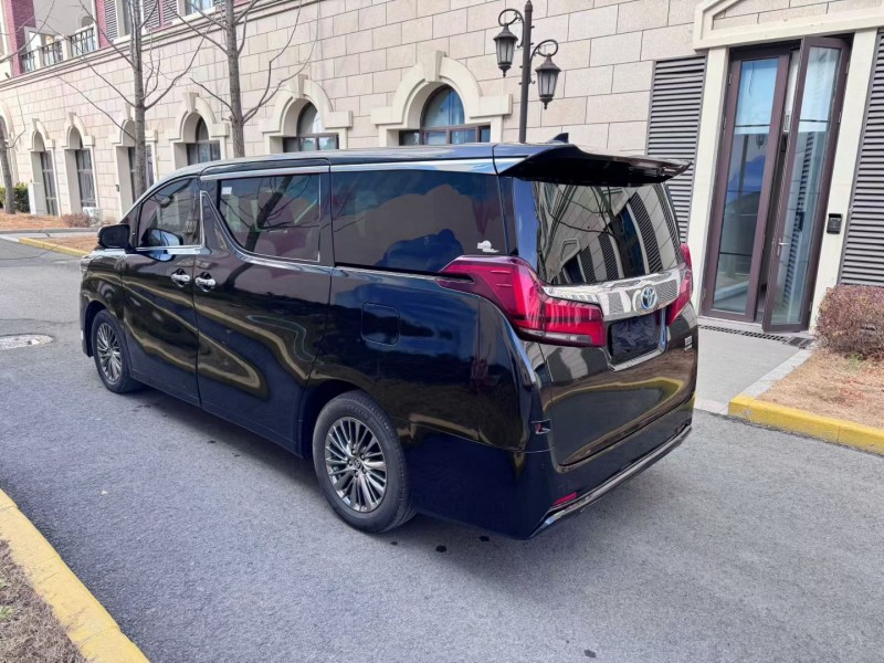 新乡20年丰田埃尔法5