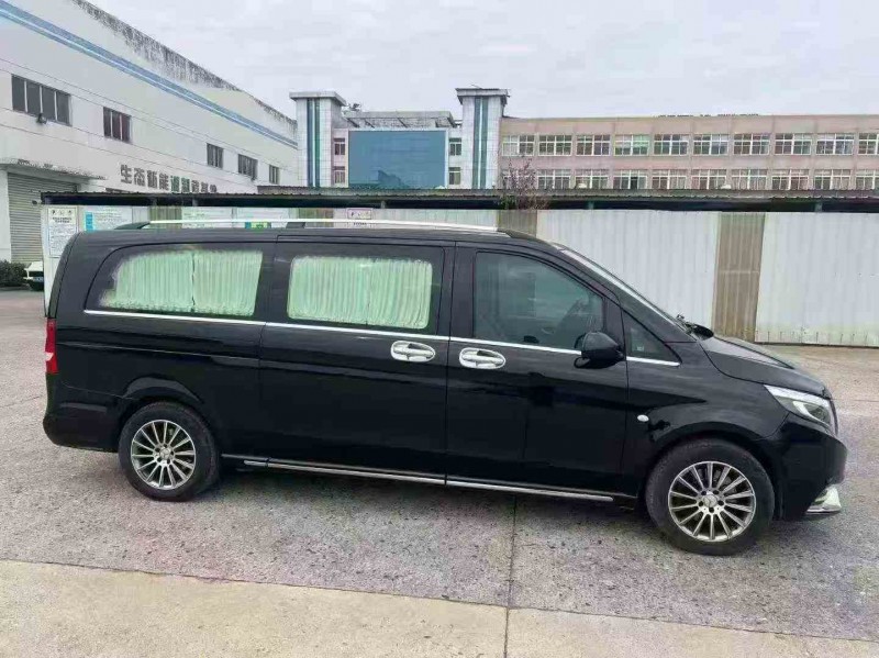 苏州20年奔驰威霆7