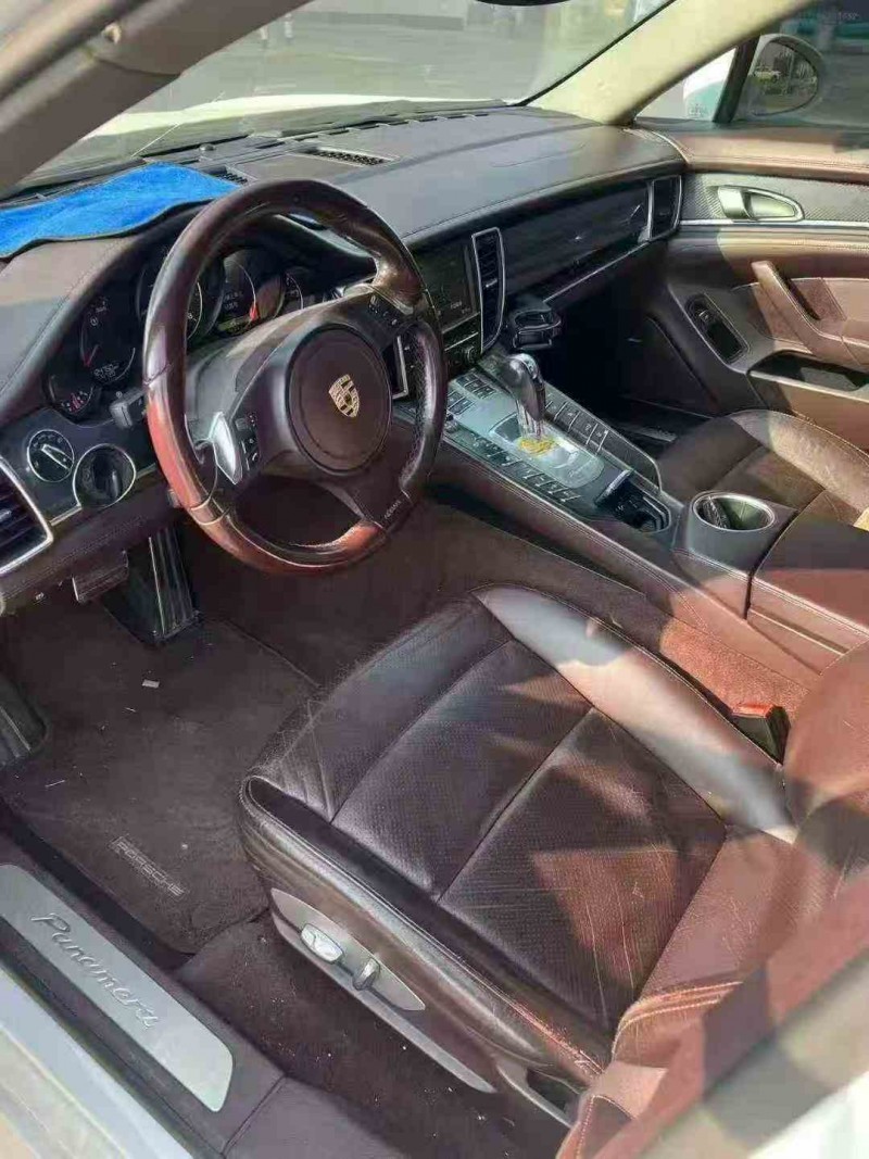 淮安12年保时捷帕拉梅拉6