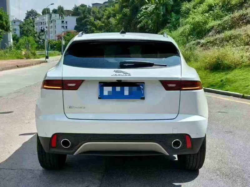 南平23年捷豹E-PACE9