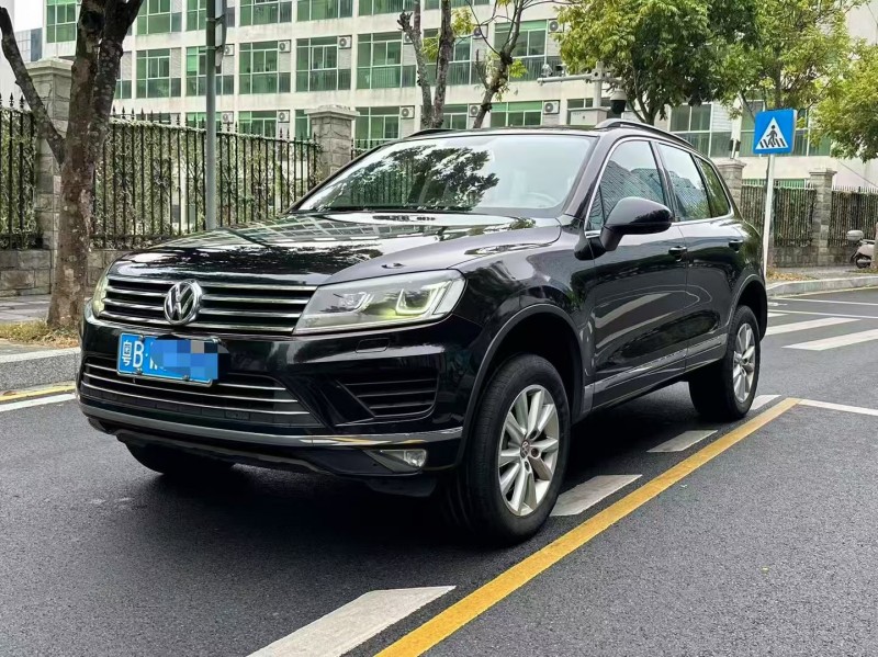 深圳17年大众途锐9