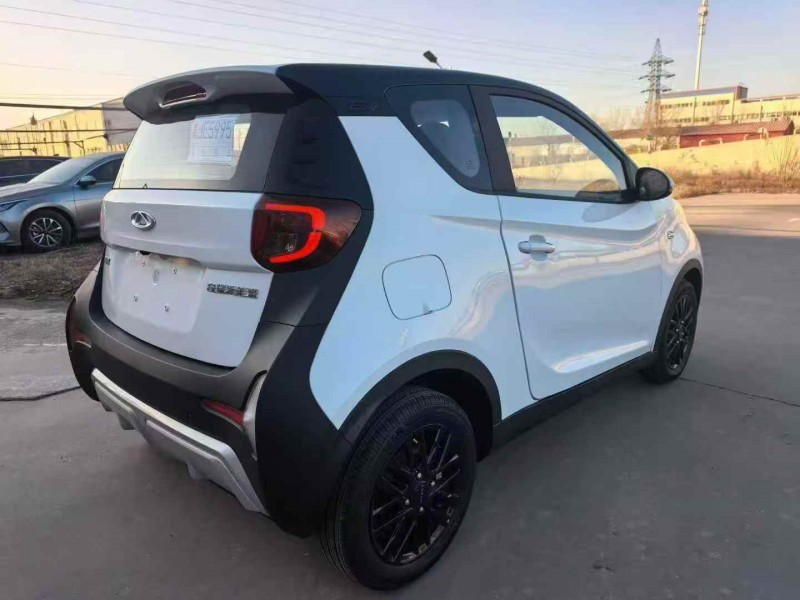 天津25年奇瑞大蚂蚁8