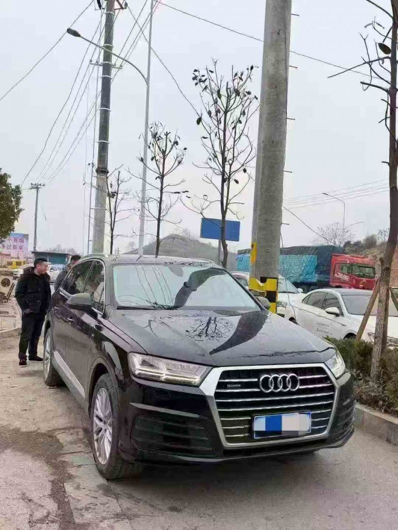 衡阳18年奥迪Q73