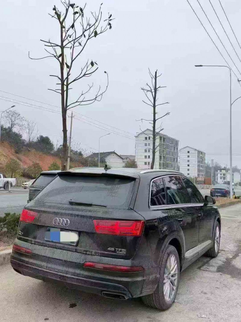 衡阳18年奥迪Q79