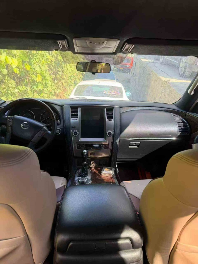 衡阳19年日产途乐4