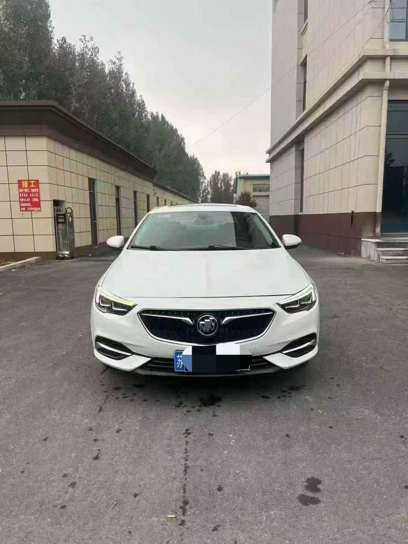 济南18年别克君威1