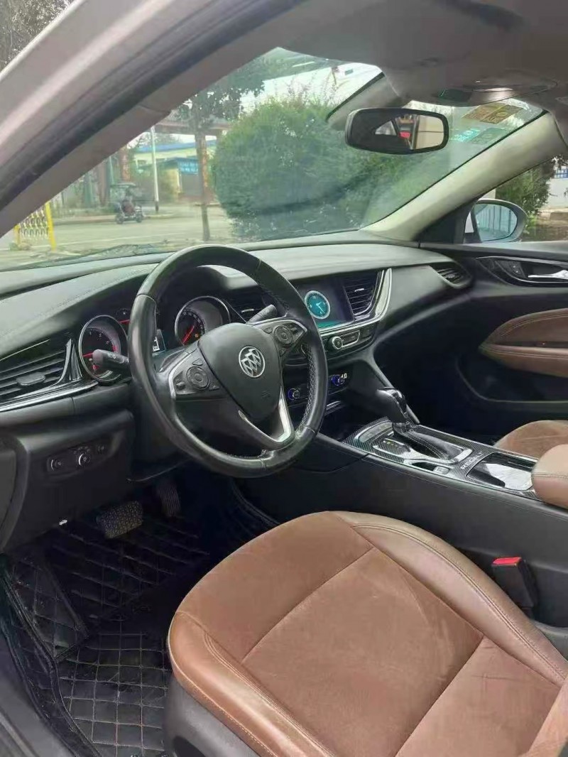 济南18年别克君威4