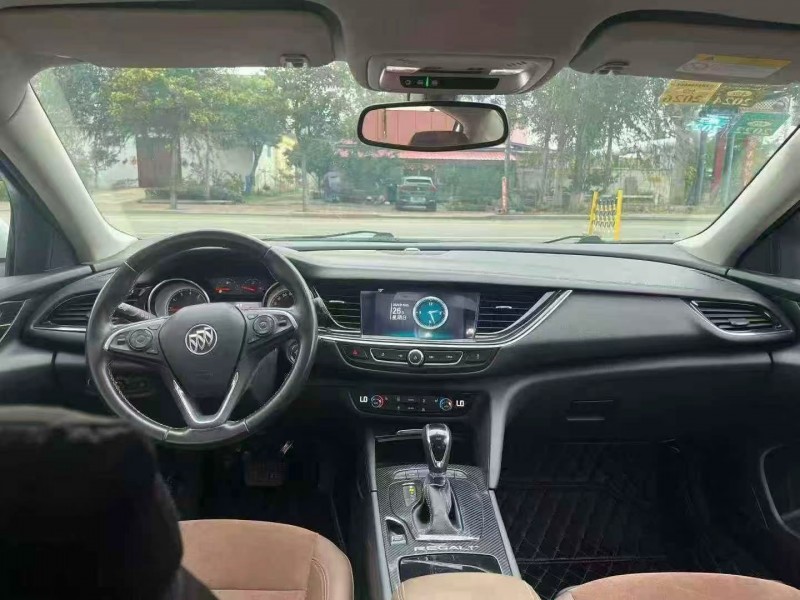 济南18年别克君威5