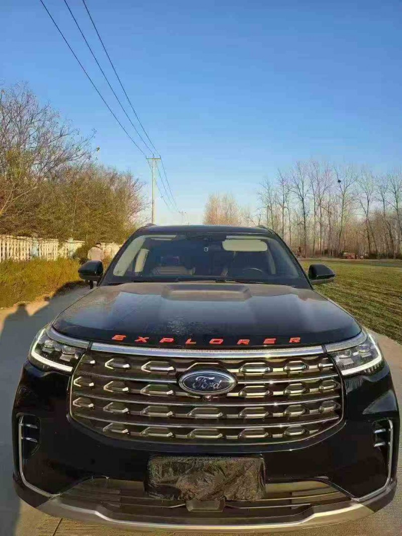 徐州23年福特探险者1