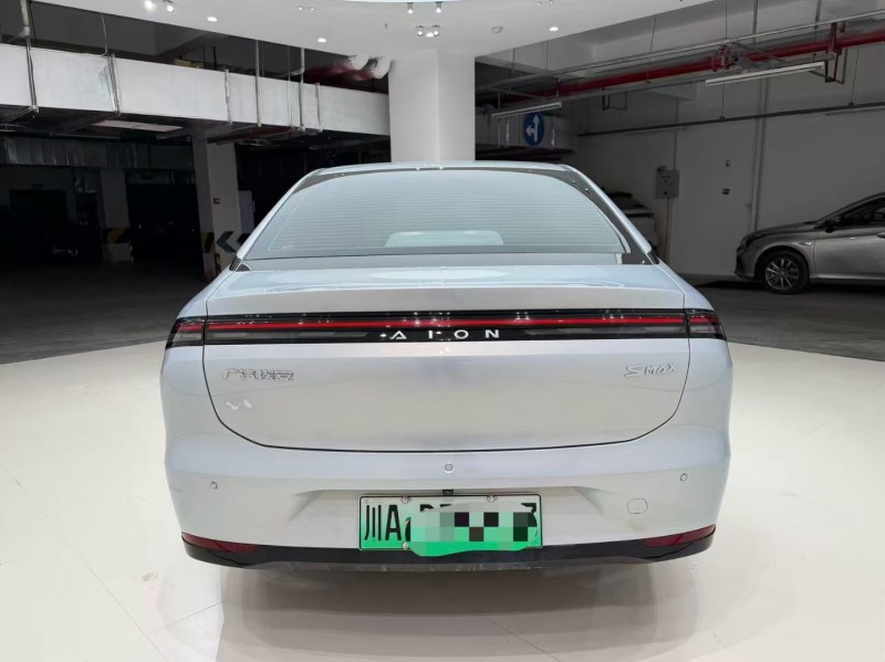 成都24年传祺埃安S2