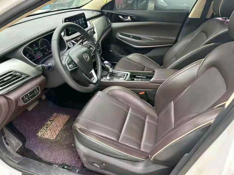 淄博19年长安汽车睿骋4