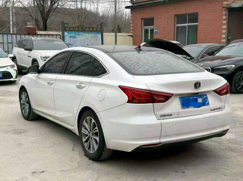 淄博19年长安汽车睿骋7