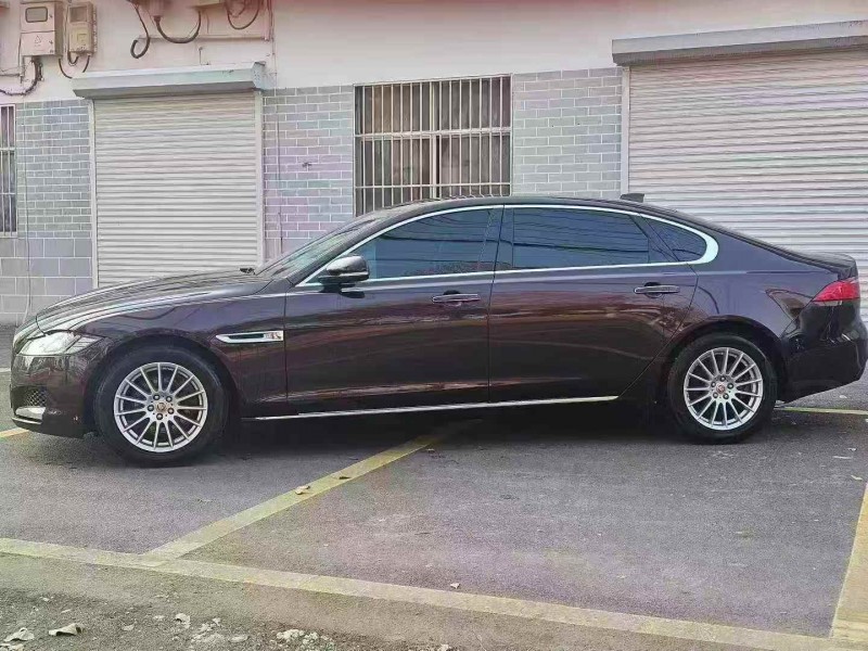 青岛18年捷豹XFL3