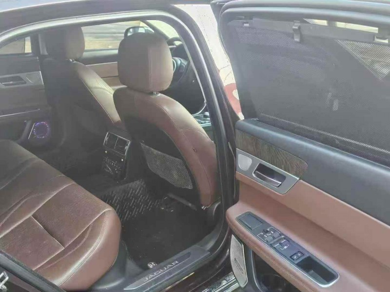 青岛18年捷豹XFL5