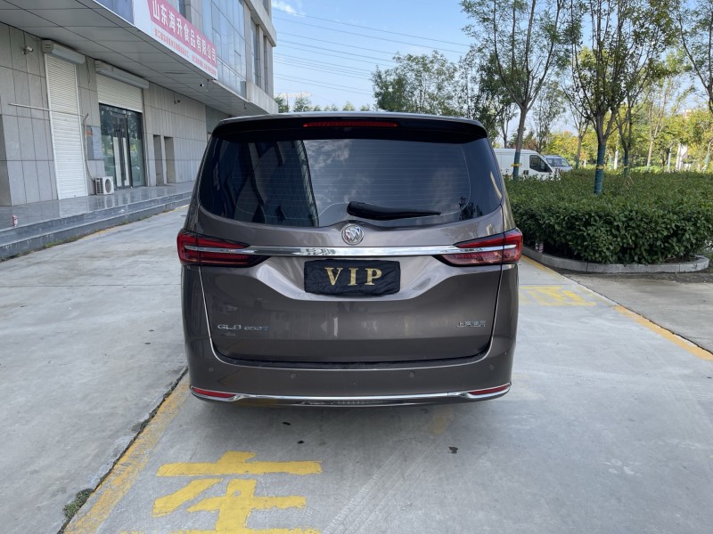 济宁22年别克GL89