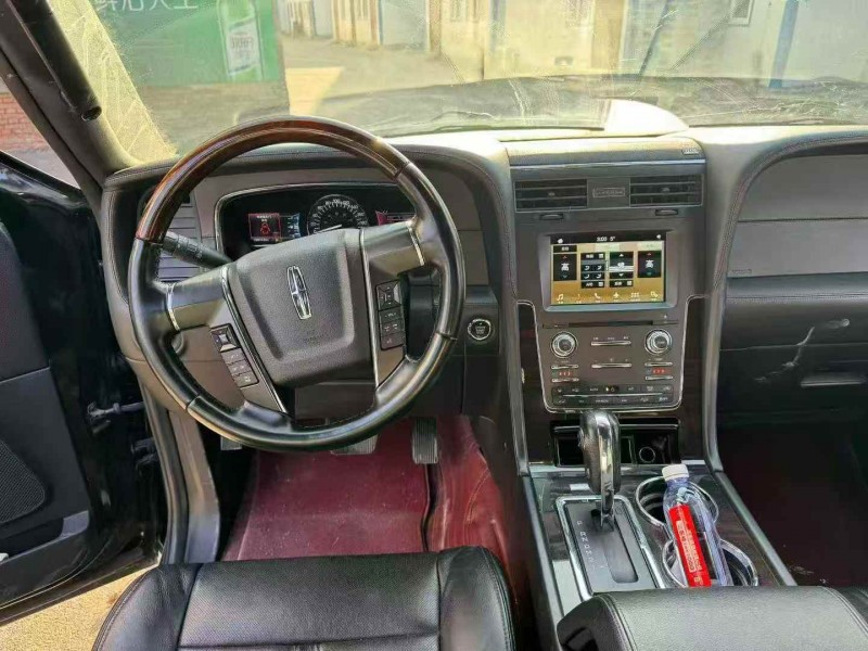 运城17年林肯领航员5