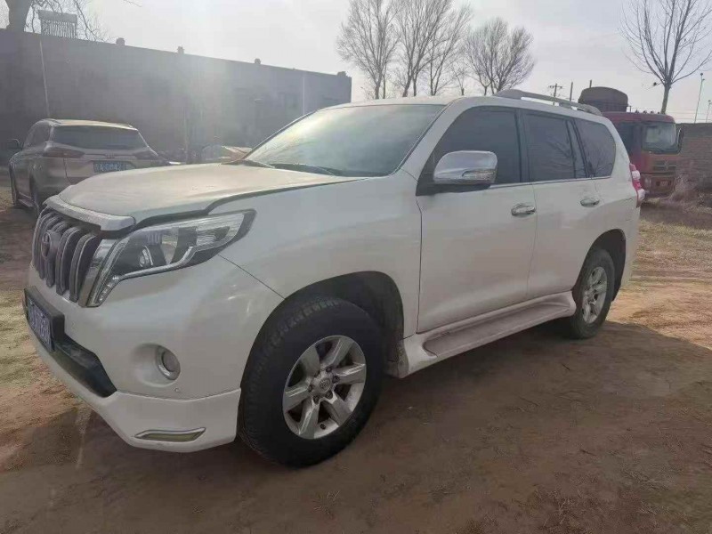 榆林17年丰田普拉多3