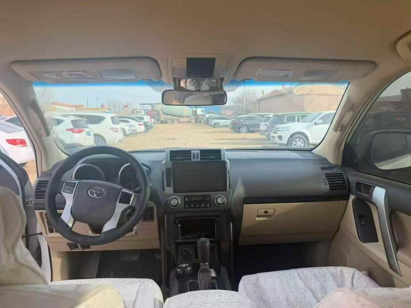 榆林17年丰田普拉多4