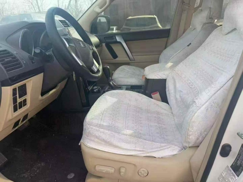 榆林17年丰田普拉多6