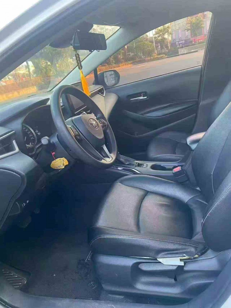 南平21年丰田雷凌4