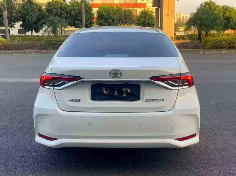 南平21年丰田雷凌9