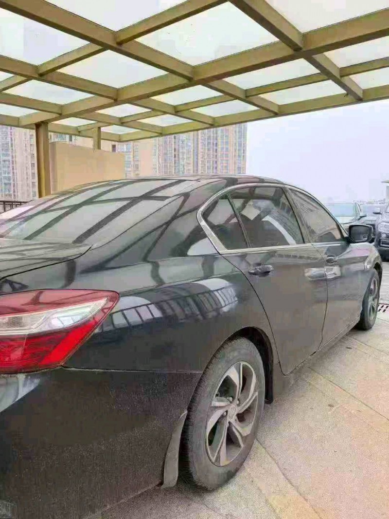 苏州17年本田雅阁7