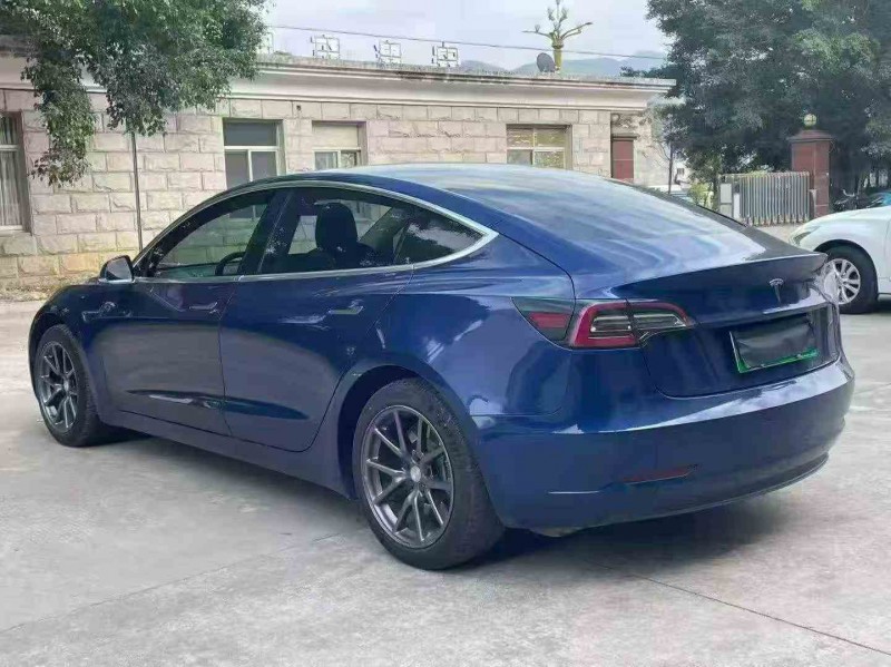 南平20年特斯拉MODEL 37