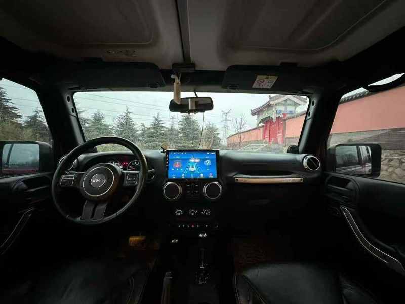 济宁13年Jeep牧马人6