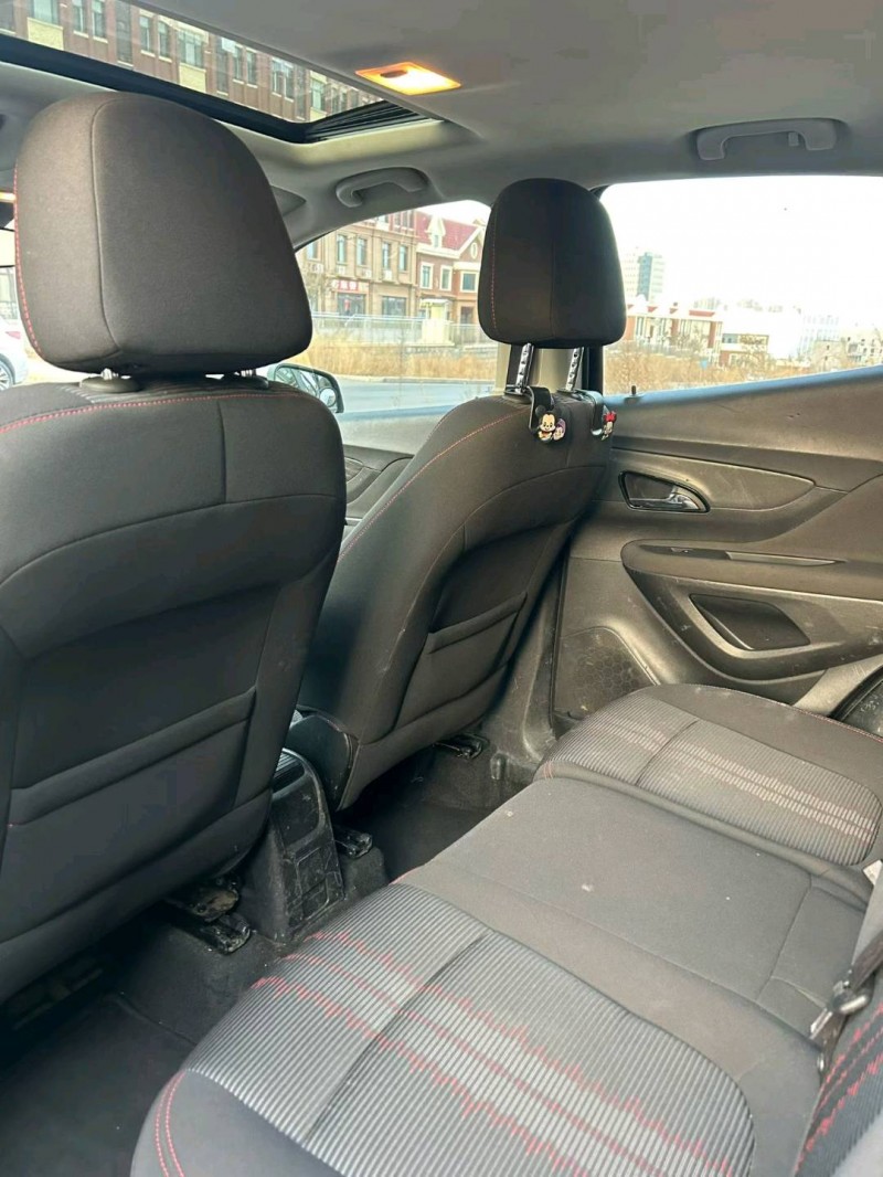 青岛17年别克昂科拉4